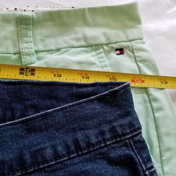 Womens Shorts - Picture 3 of 5